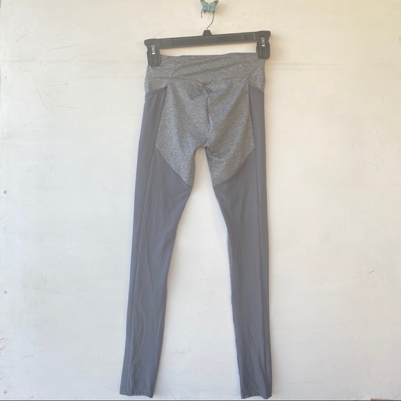 Gymshark gray leggings sz small - Picture 5 of 7